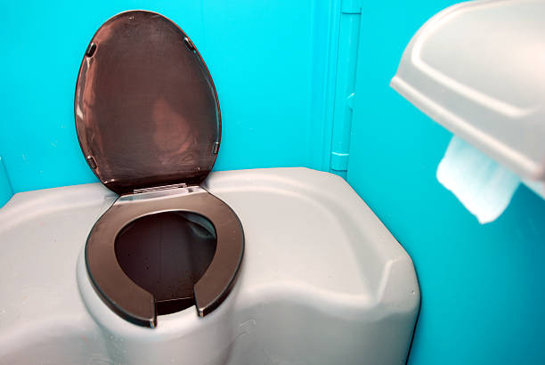 Best Luxury portable toilet rental  in Woodbury Center, CT
